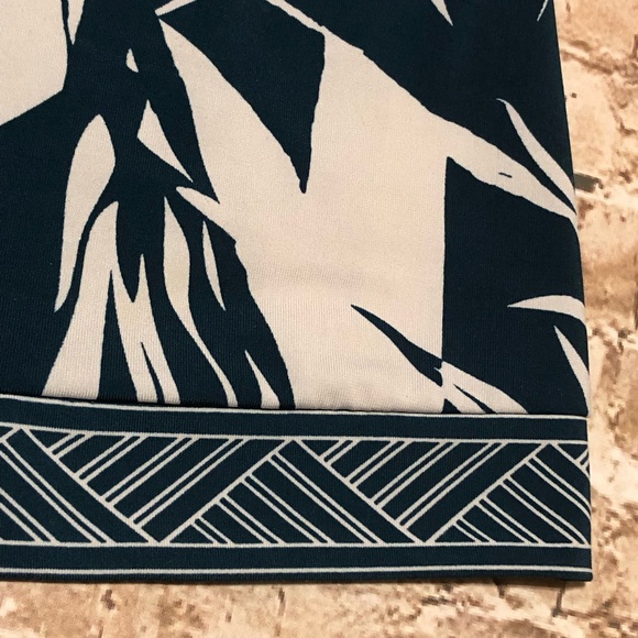 Retro Printed Dress - Picture 5 of 8